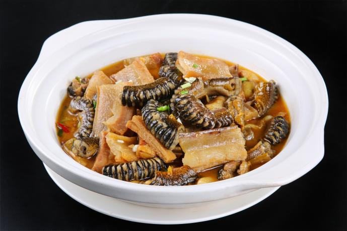 腊肉焖鳝鱼.jpg