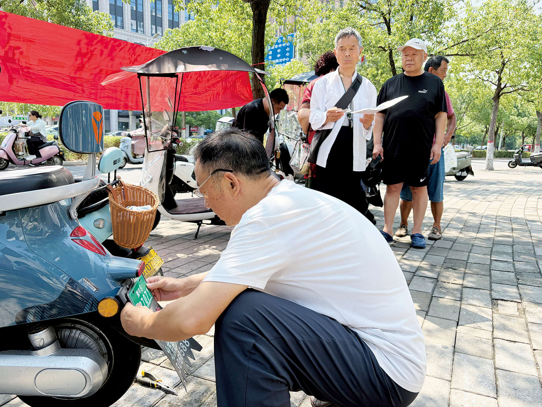 我市启动电动车